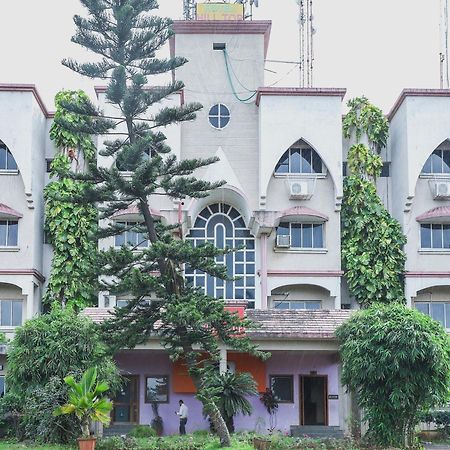 Palette Bhimpore Daman Marwad Exterior photo