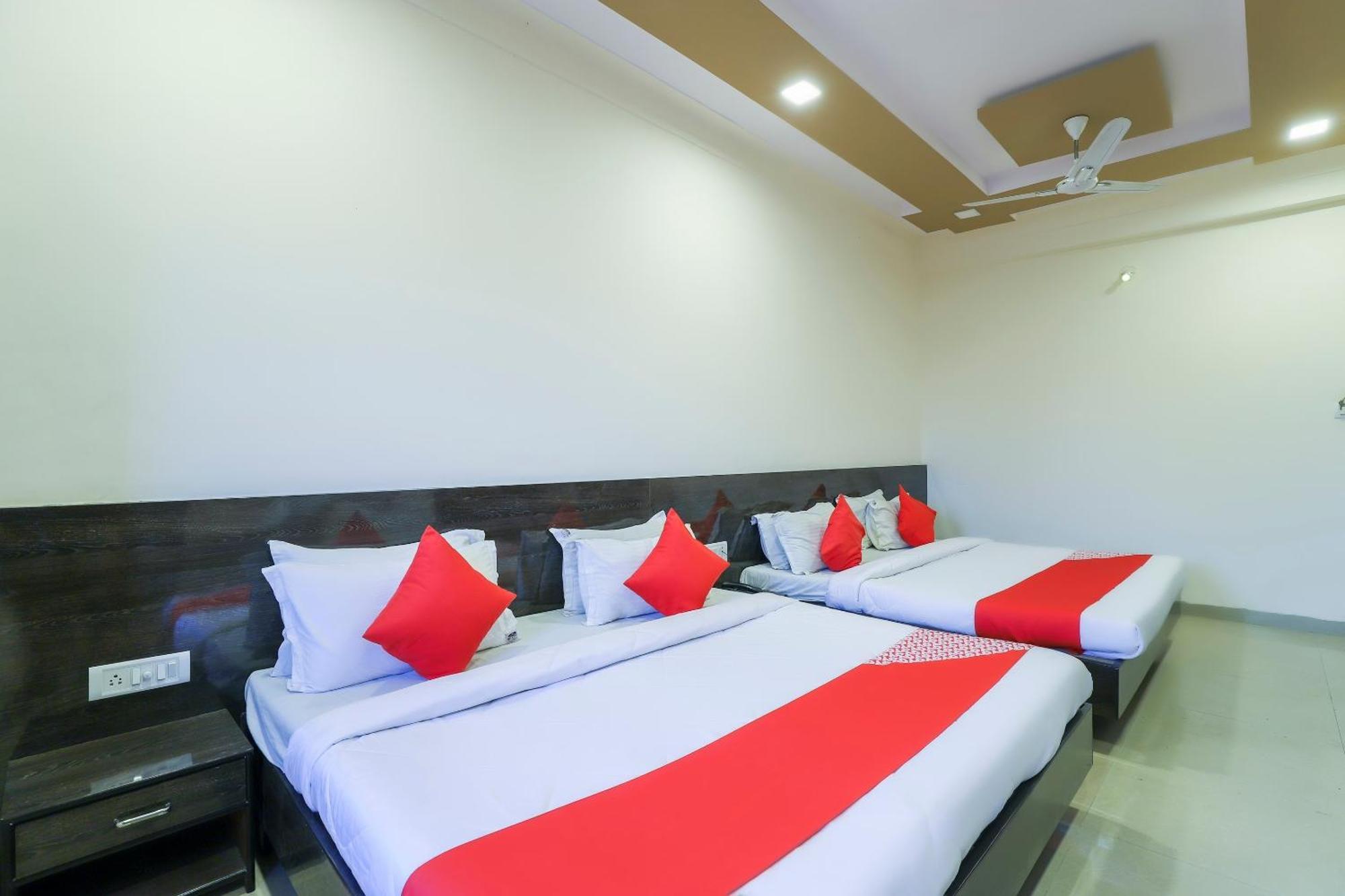 Palette Bhimpore Daman Marwad Exterior photo