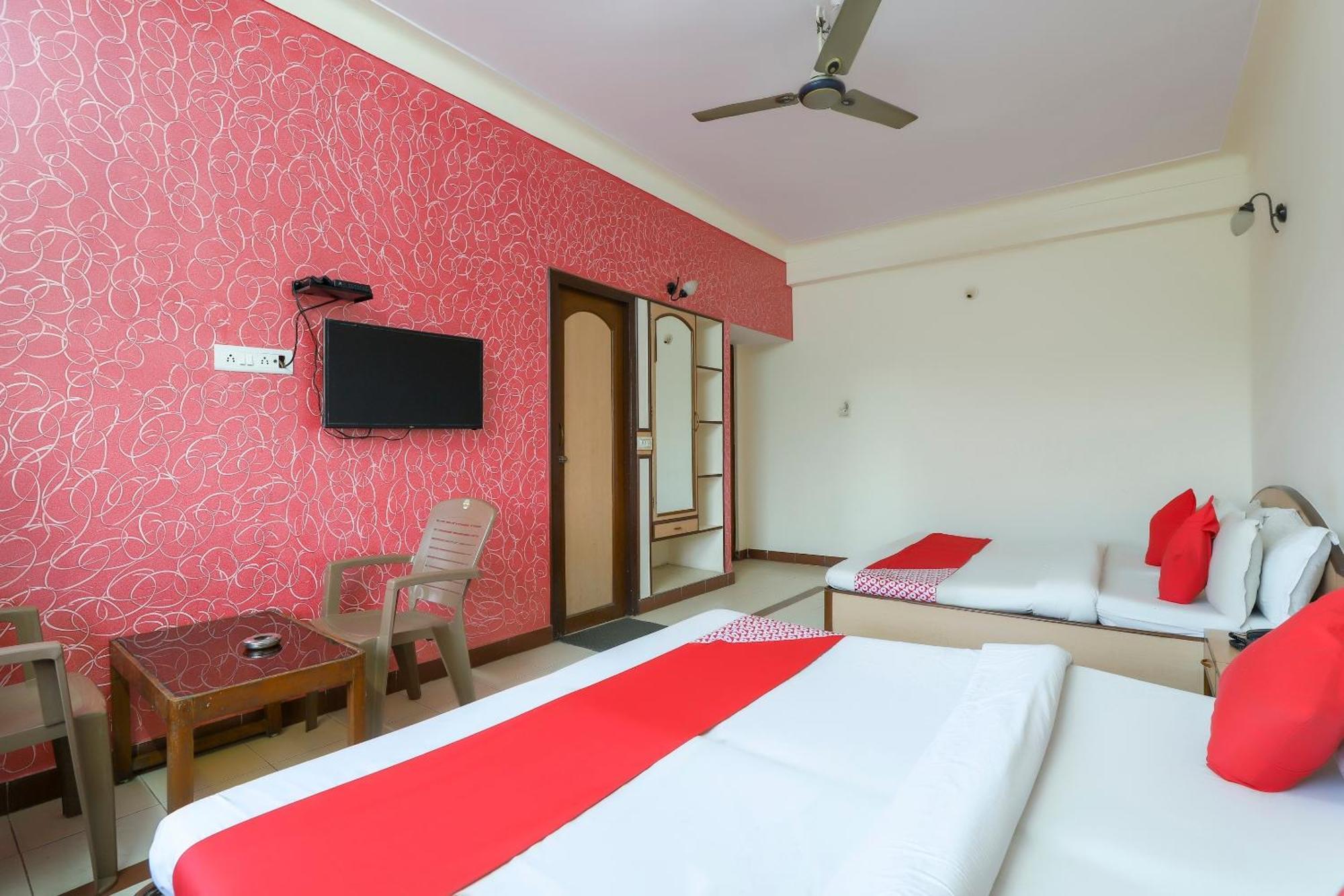 Palette Bhimpore Daman Marwad Exterior photo